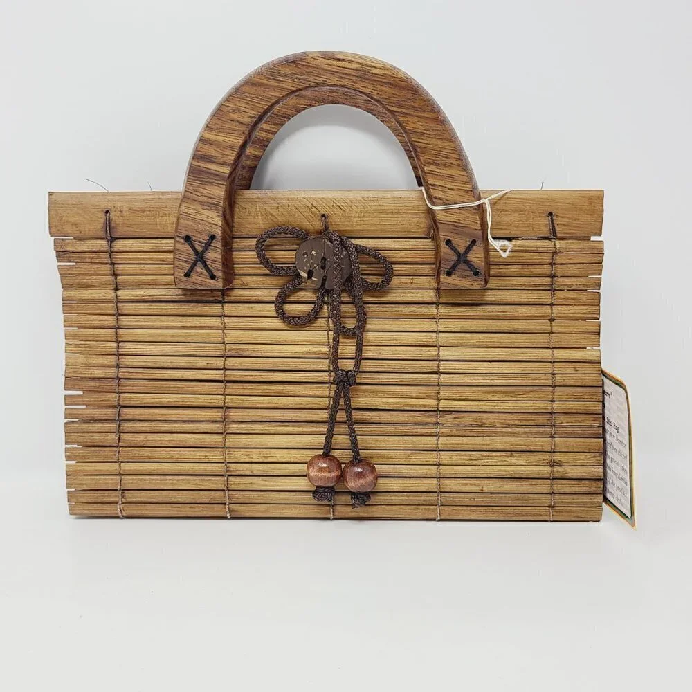 Island Treasures | Jamaica Handmade Bamboo Stick Clutch Bag (One Size)